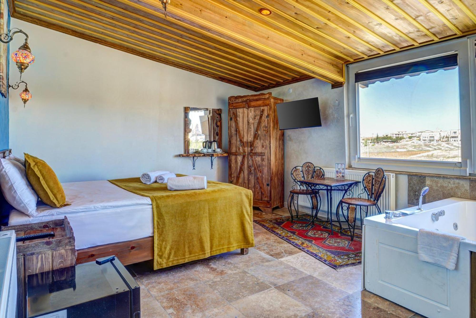 Moonlight Of Cappadocia Hotel Üchisar Bagian luar foto